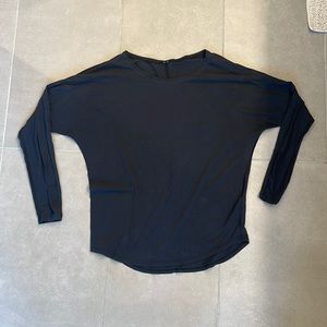 Lululemon medium thin long sleeved top